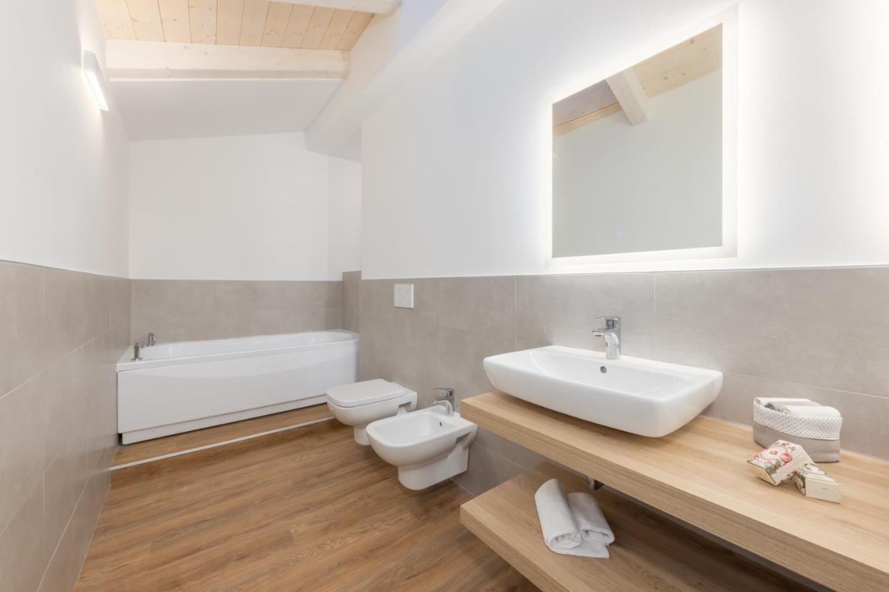 Minerva Guesthouse Тренто Экстерьер фото
