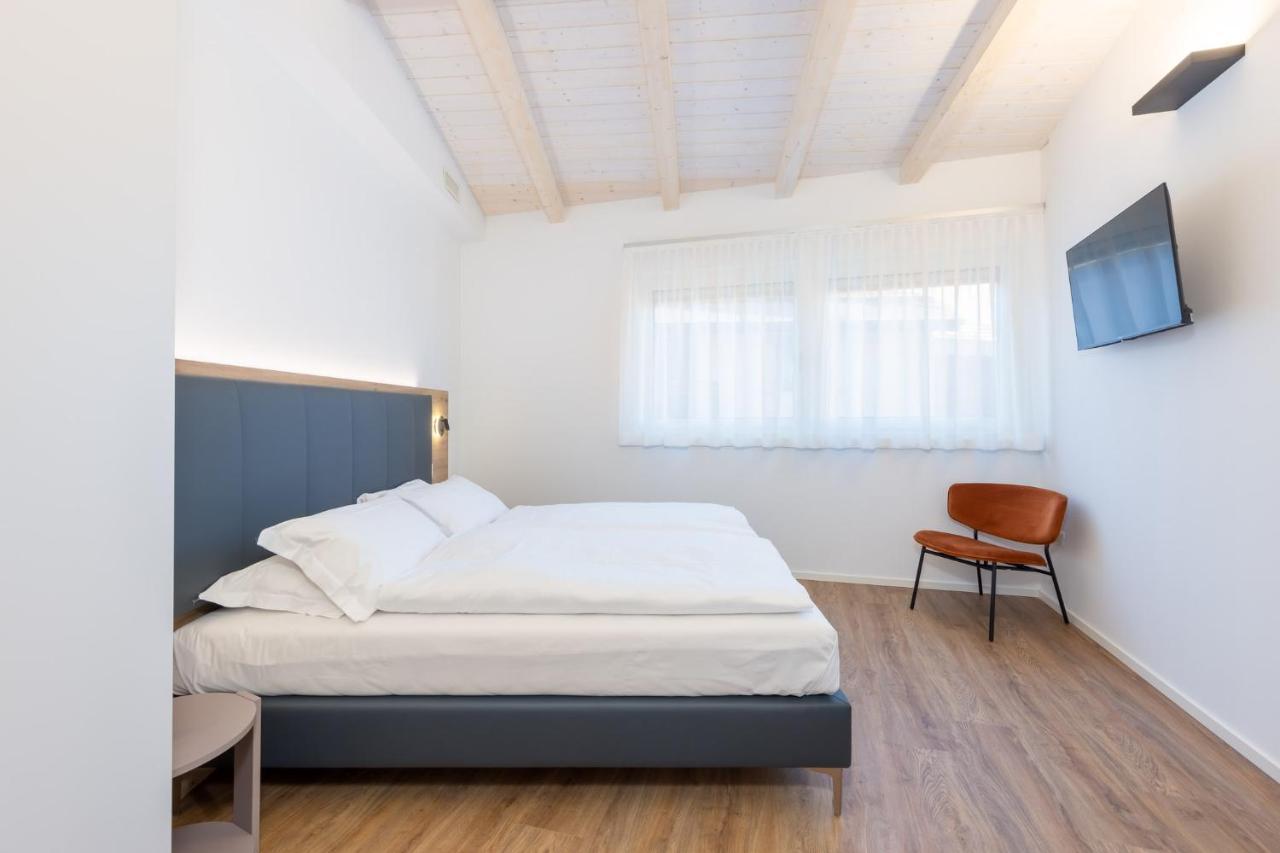 Minerva Guesthouse Тренто Экстерьер фото